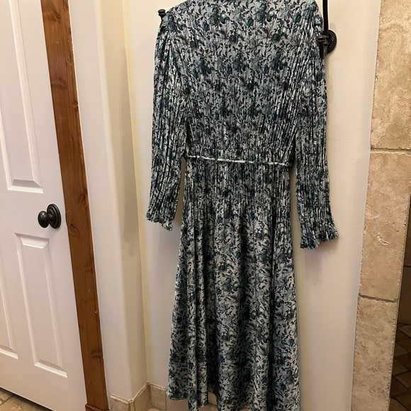 Vince Berry Blooms Midi Pleated Shirt Dress Size L - Picture 2 of 11